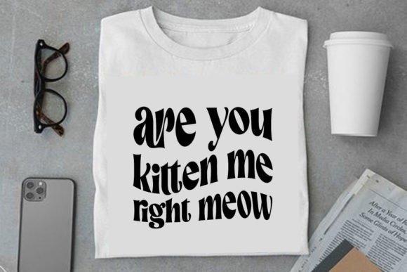 Retro Cat Design for Embroidery Projects